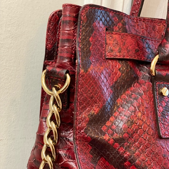 Michael KORS Hamilton burgundy chain link red leather python embossed  bag - Picture 4 of 8